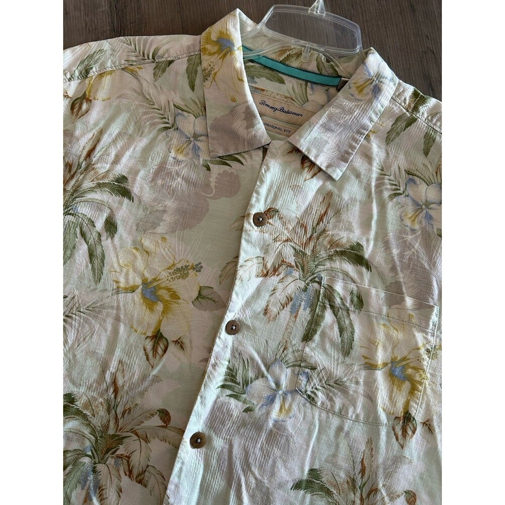 Tommy Bahama Men's Button Down Shirt Tropical 100% Silk Short Sleeve XL Hawaiian
